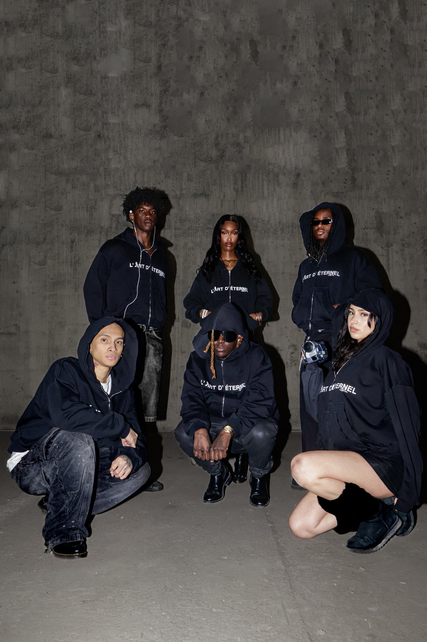 ÉTERNEL DOUBLE-POCKET ZIP-UP HOODIE