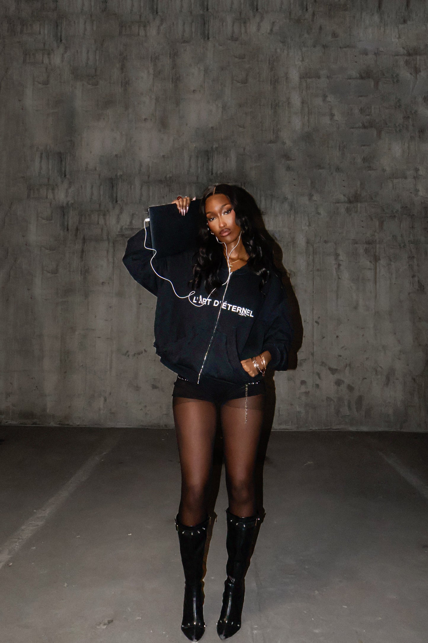 ÉTERNEL DOUBLE-POCKET ZIP-UP HOODIE